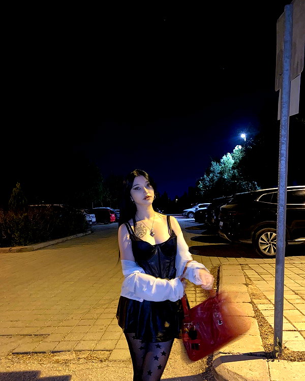 madamist_ instagram image archive image