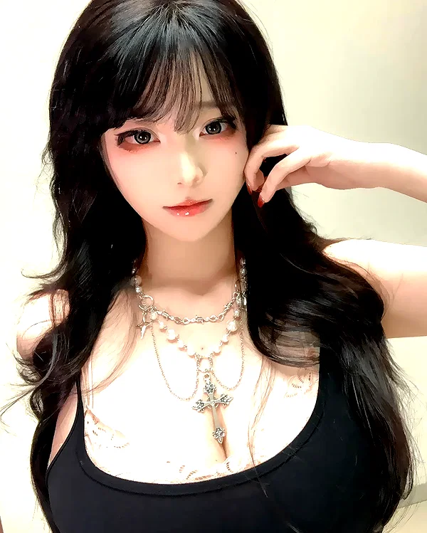 yingyinng_ instagram image archive image