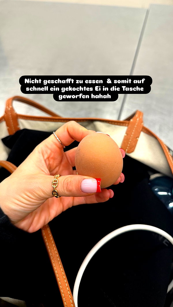 alexis.blond instagram image archive image