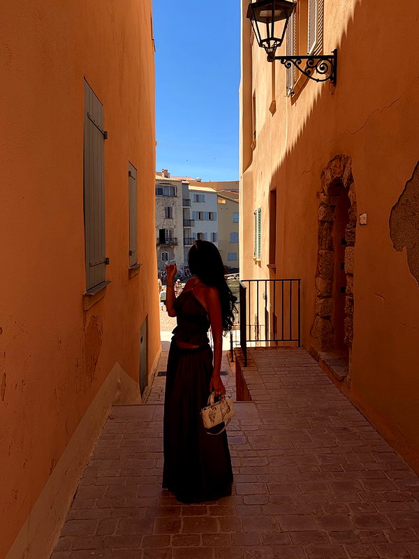 zoeliss instagram image archive image