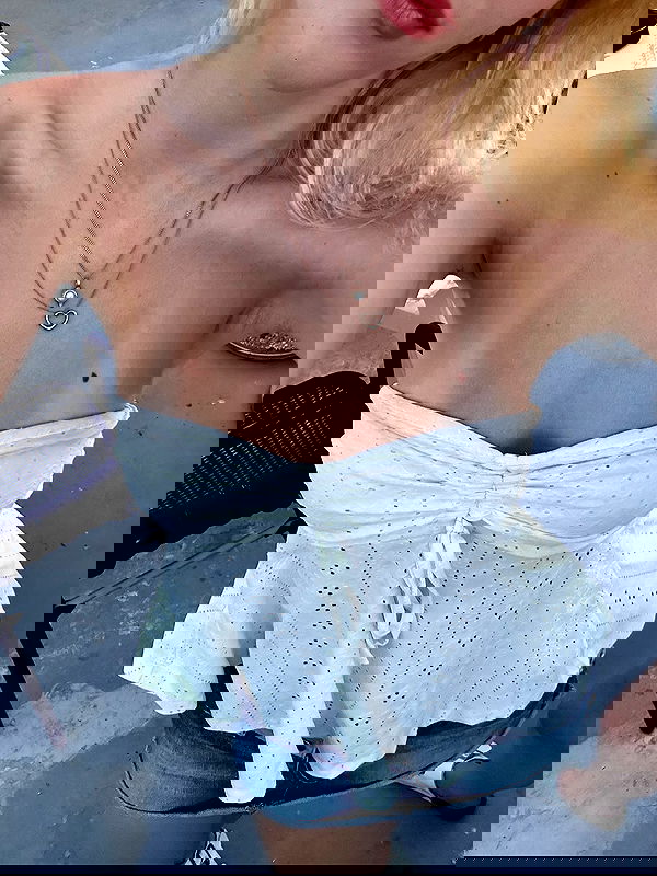 ellamwatts_ ellamwatts_ archive image