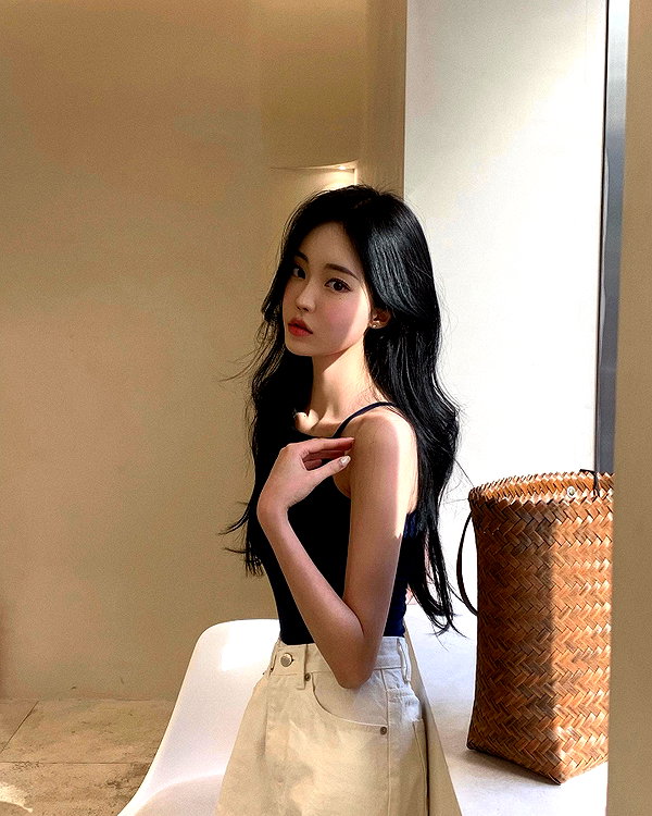 daxbin instagram image archive image