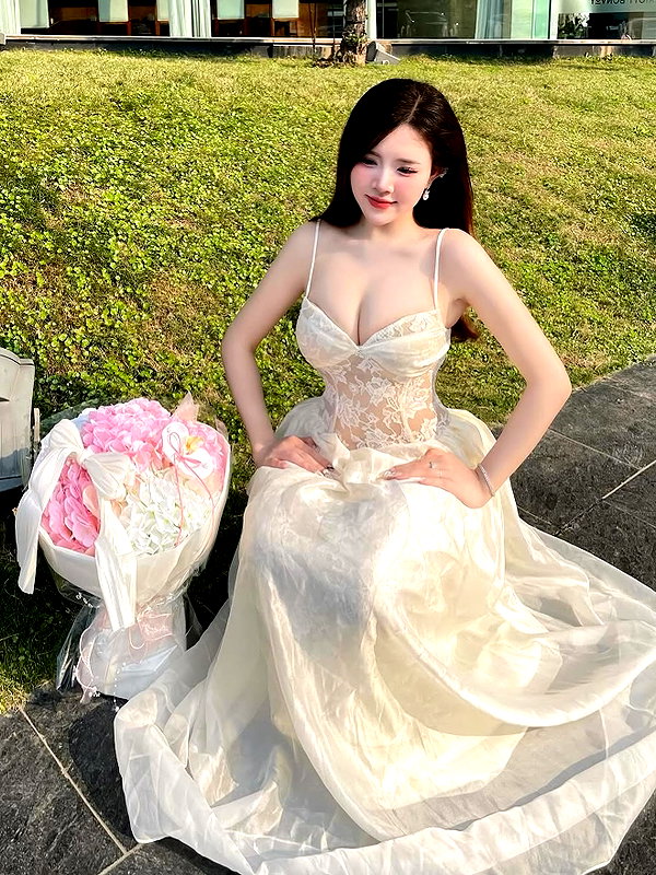 lyhythuedoxinh instagram image archive image
