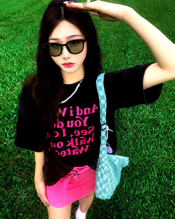 lai_931201 instagram image archive image