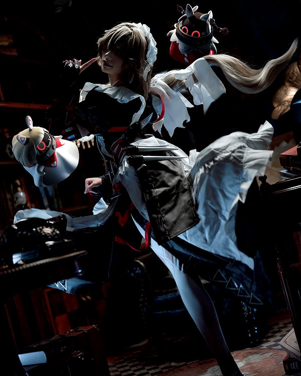 xier_cos instagram image archive image