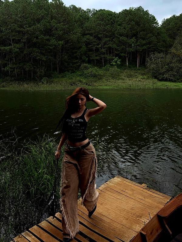 lyhythuedoxinh instagram image archive image