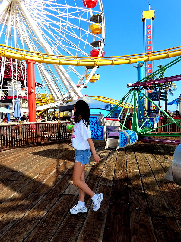 sydney_sweeney instagram image archive image