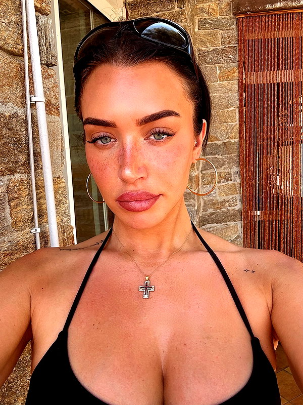 staskaranikolaou instagram image archive image