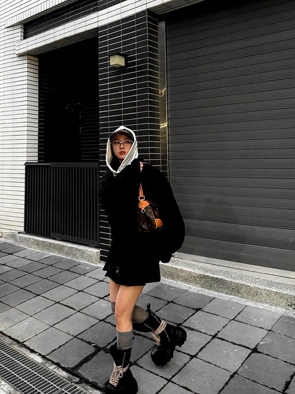 a.tinn___ instagram image archive image