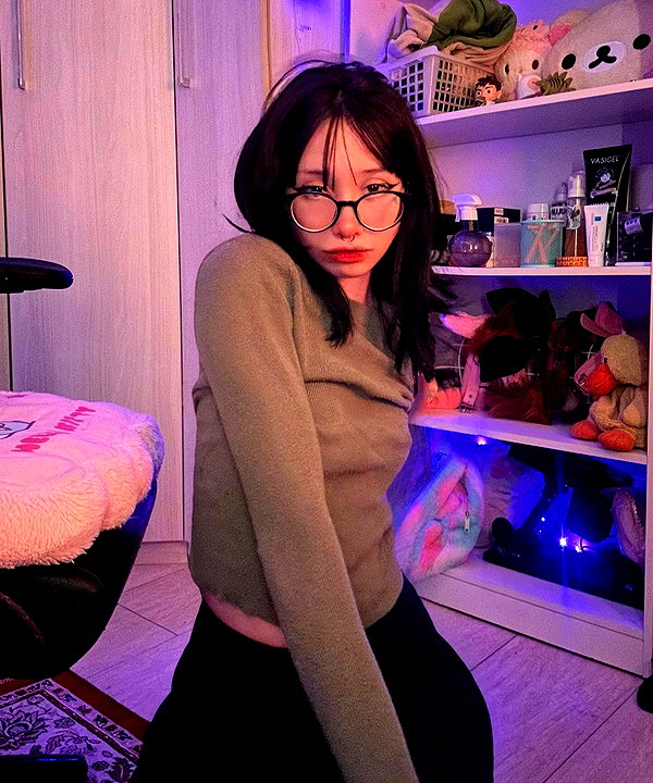 ambrzinha666 instagram image archive image