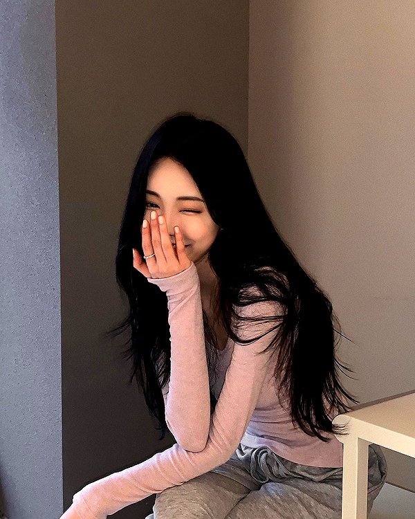 daxbin instagram image archive image