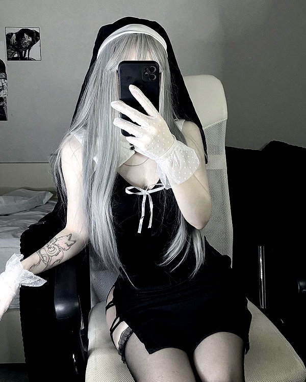 glowmoonshorty instagram image archive image