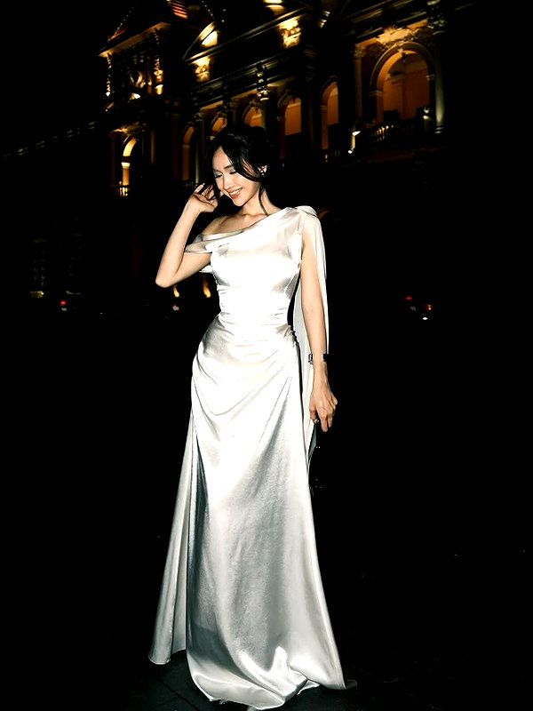 lyhythuedoxinh instagram image archive image