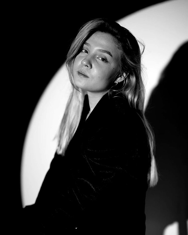 lila.garnik instagram image archive image