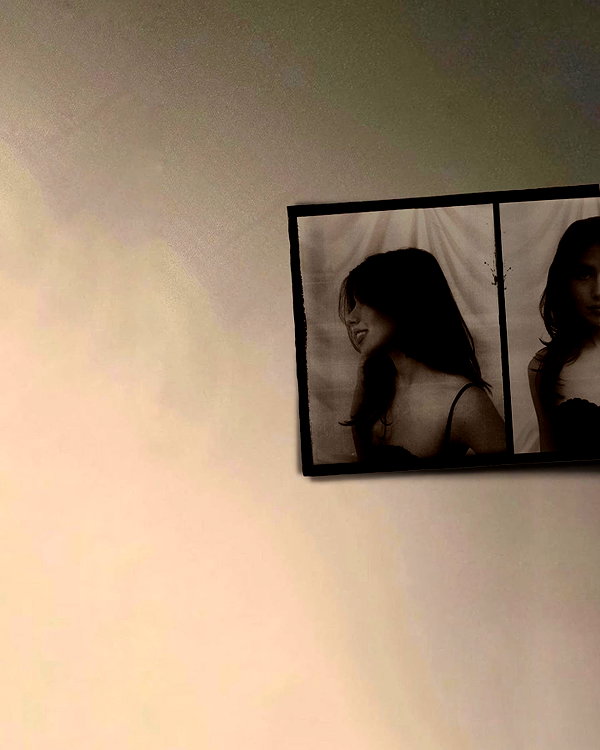 ainaratorneg archive image