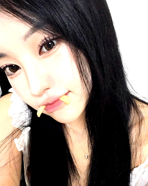 daxbin instagram image archive image