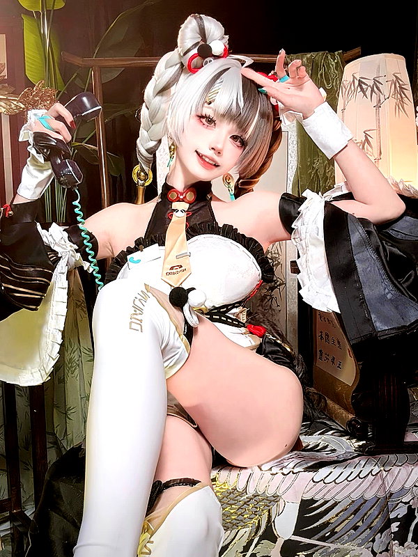 xier_cos instagram image archive image