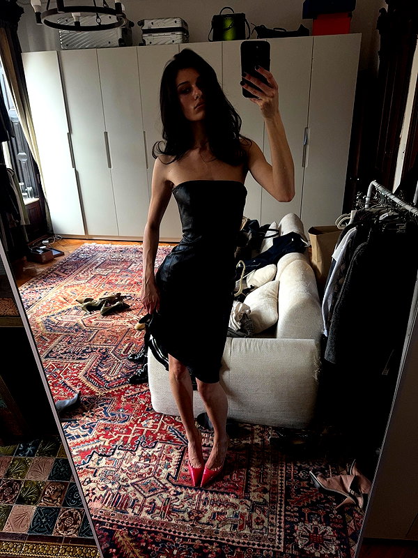 reneeebeller instagram image archive image