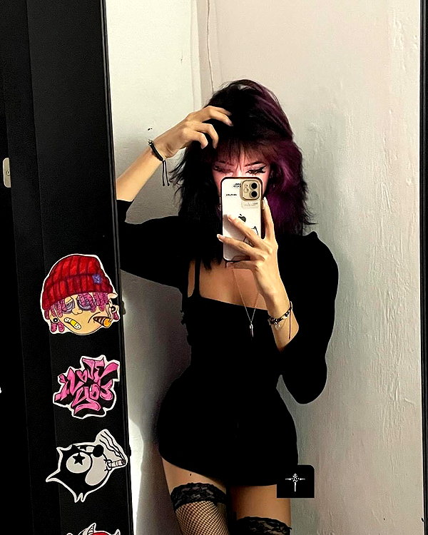 shevaal_x instagram image archive image