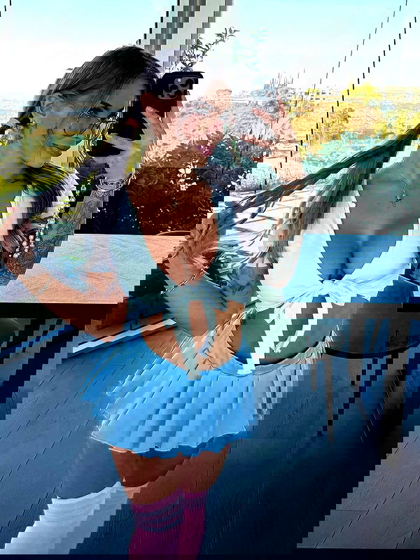 itshayleydavies itshayleydavies archive image