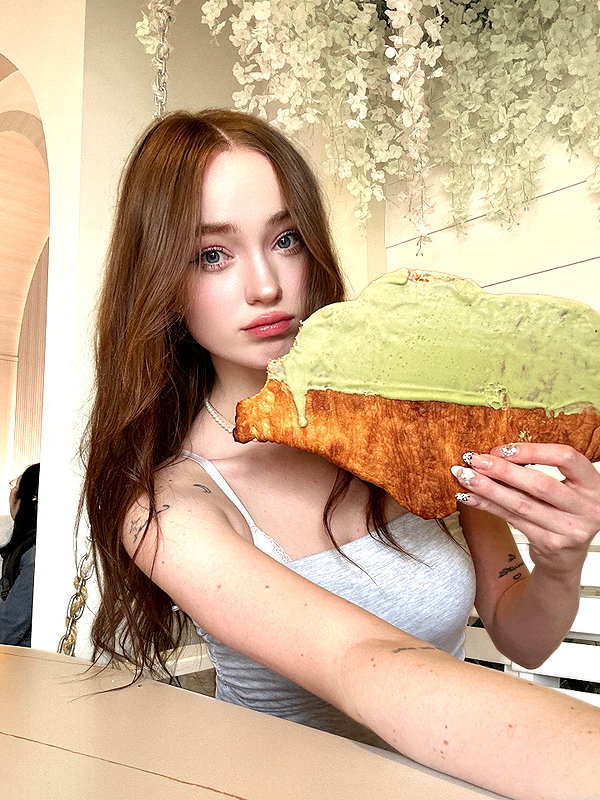 1uvgabi instagram image archive image