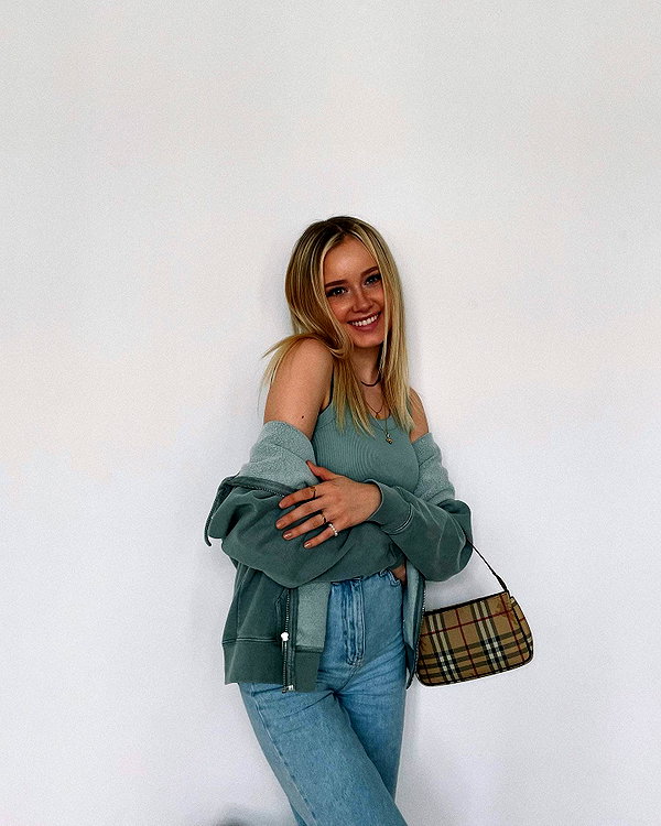 lilih instagram image archive image