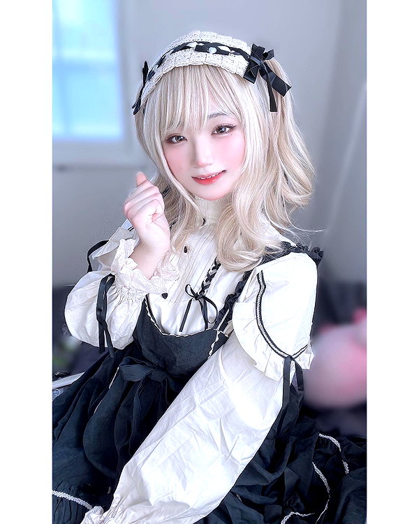 purinn_cos instagram image archive image