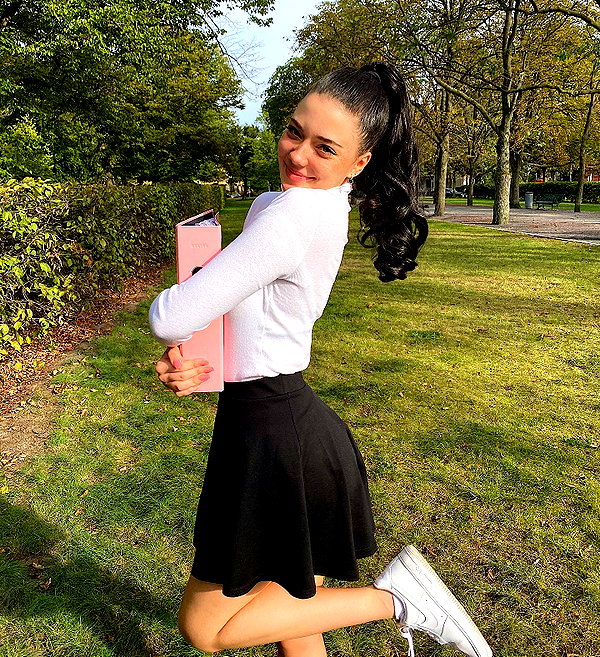 vanessa.rhd instagram image archive image