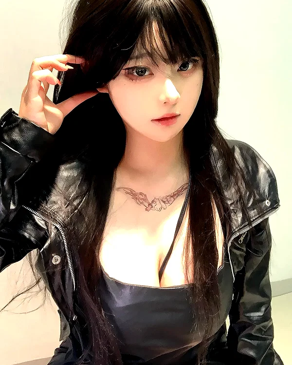 yingyinng_ instagram image archive image