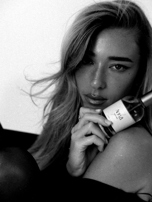 annezivi instagram image archive image