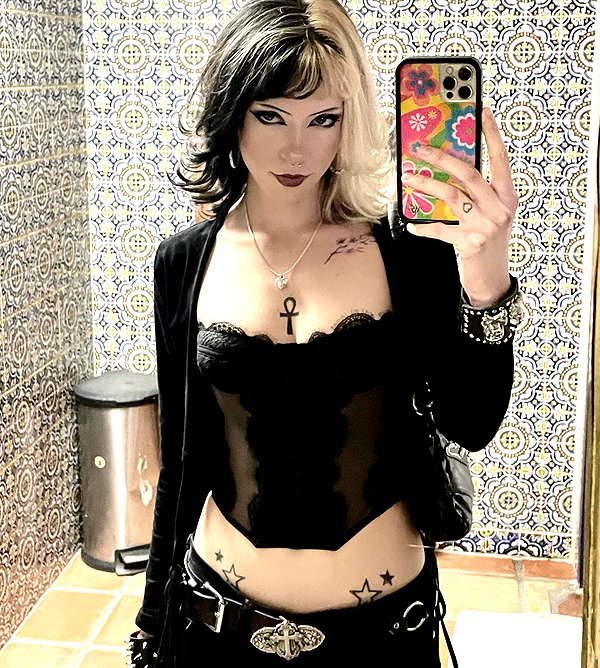 haileylayfield instagram image archive image