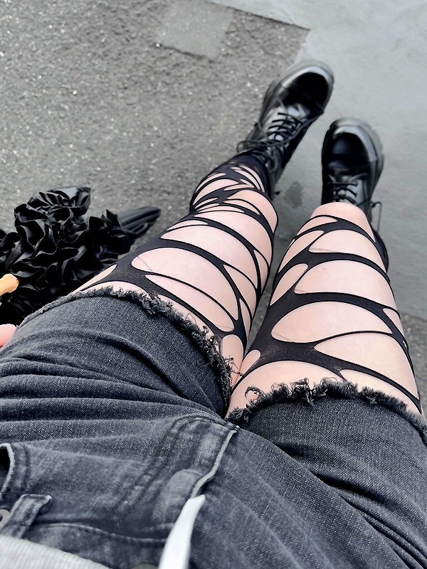 _satomort_ instagram image archive image