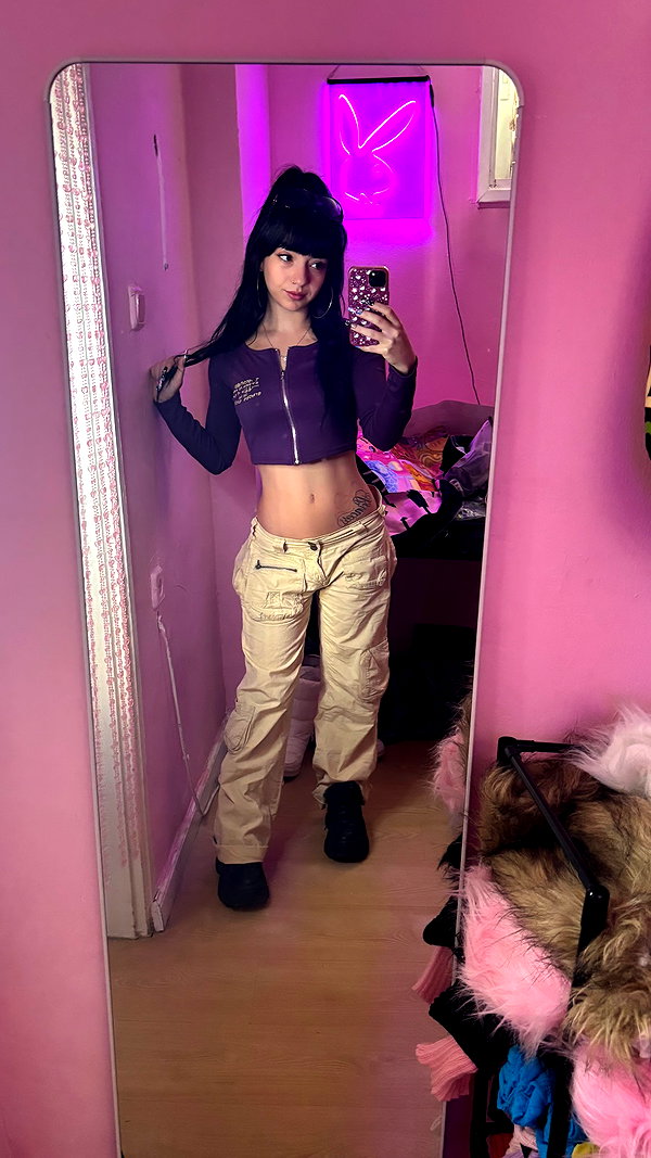 Archived image from @yam_adler on Instagram