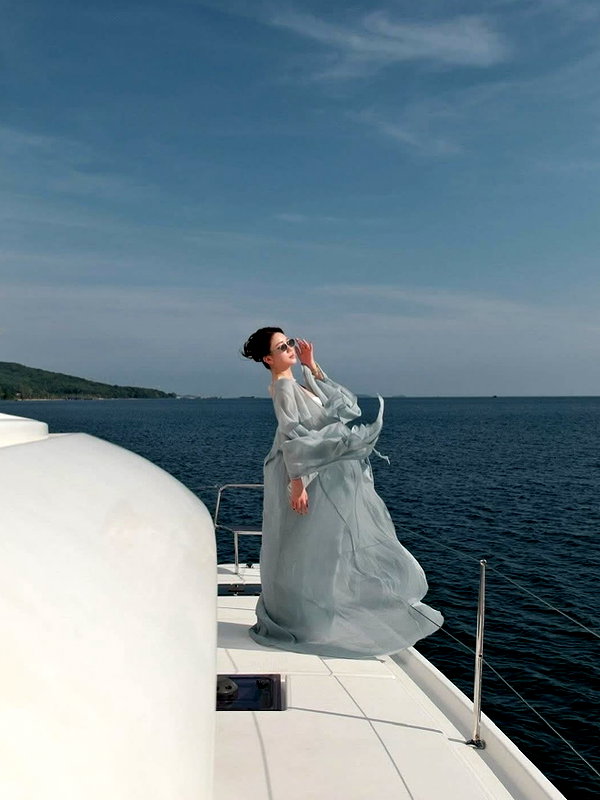 lyhythuedoxinh instagram image archive image