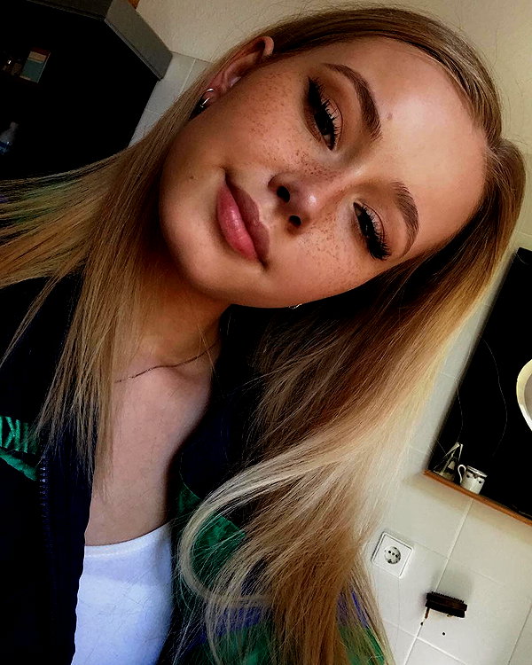 lilih instagram image archive image