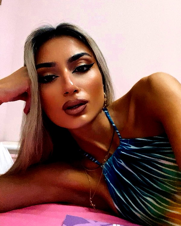 nikoliasi instagram image archive image
