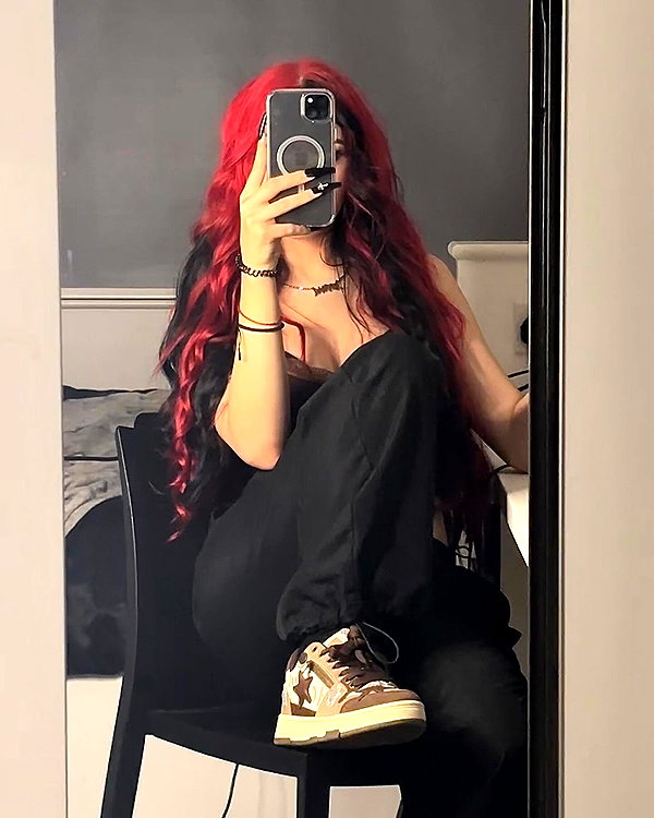 _roniira instagram image archive image
