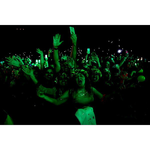 shakira instagram image archive image