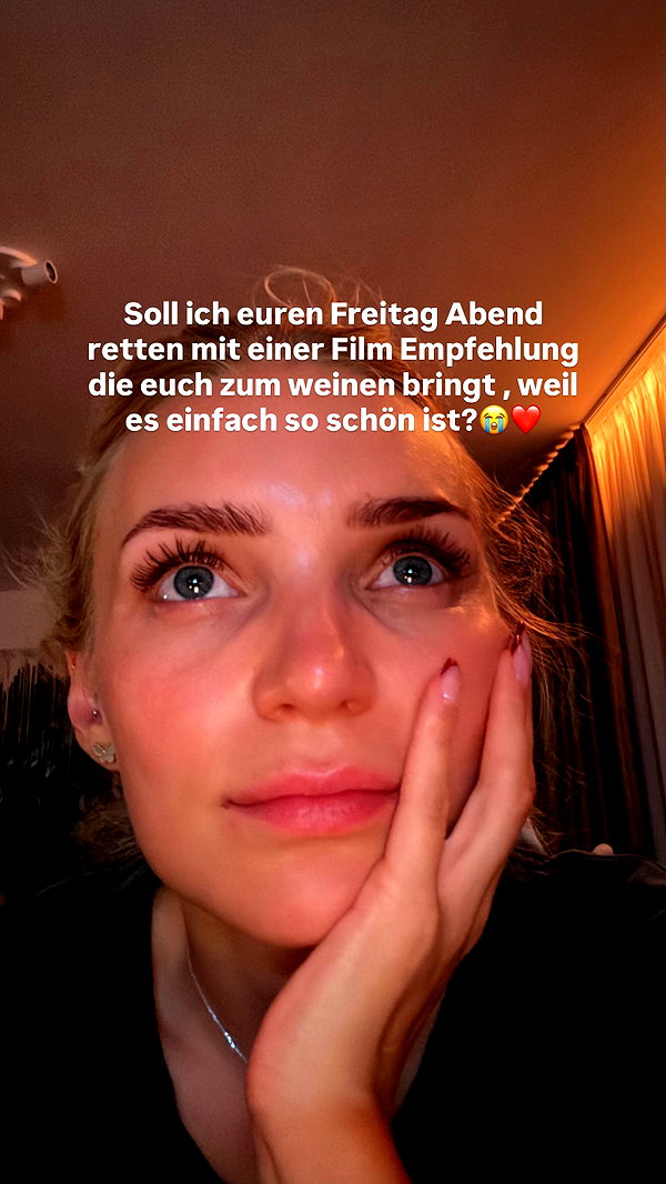 alexis.blond instagram image archive image