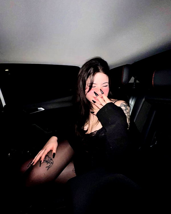 evasela__ instagram image archive image