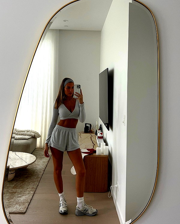 sophiebatzloff instagram image archive image