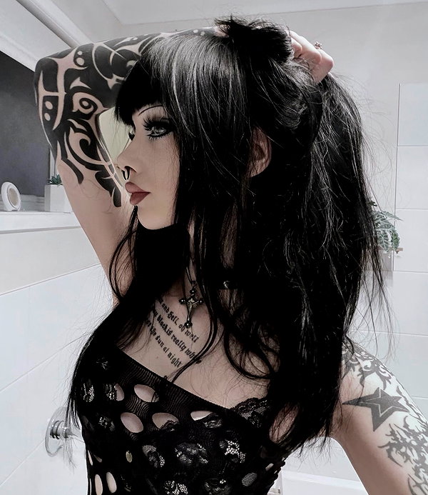 livindeadyaz instagram image archive image