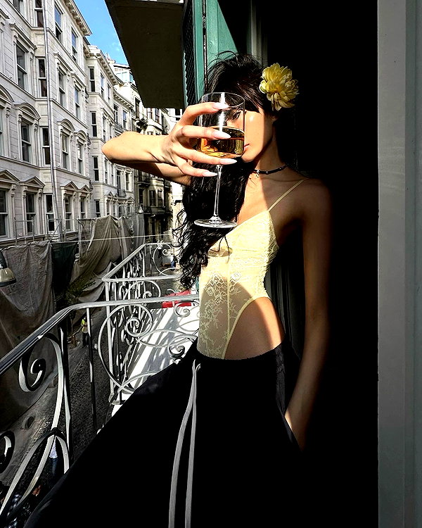 fair_mua instagram image archive image