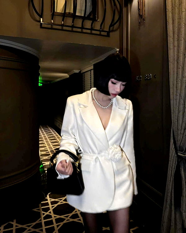 lyhythuedoxinh instagram image archive image
