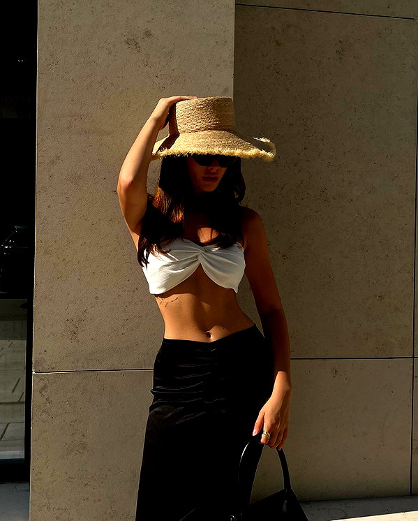 veroni22ka instagram image archive image