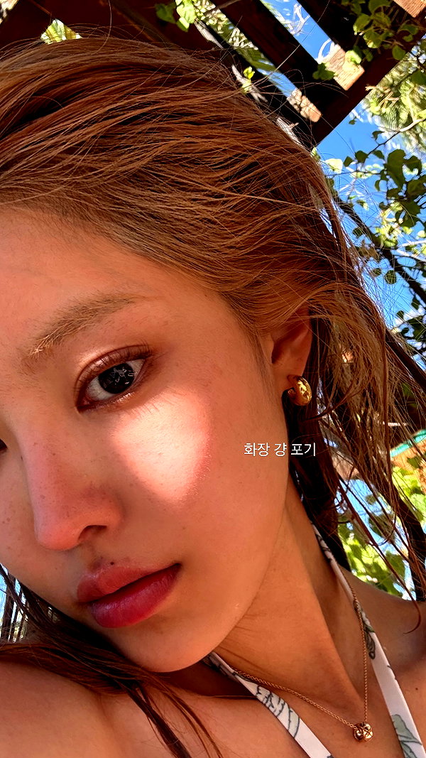 daxbin instagram image archive image