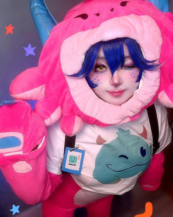 purinn_cos instagram image archive image