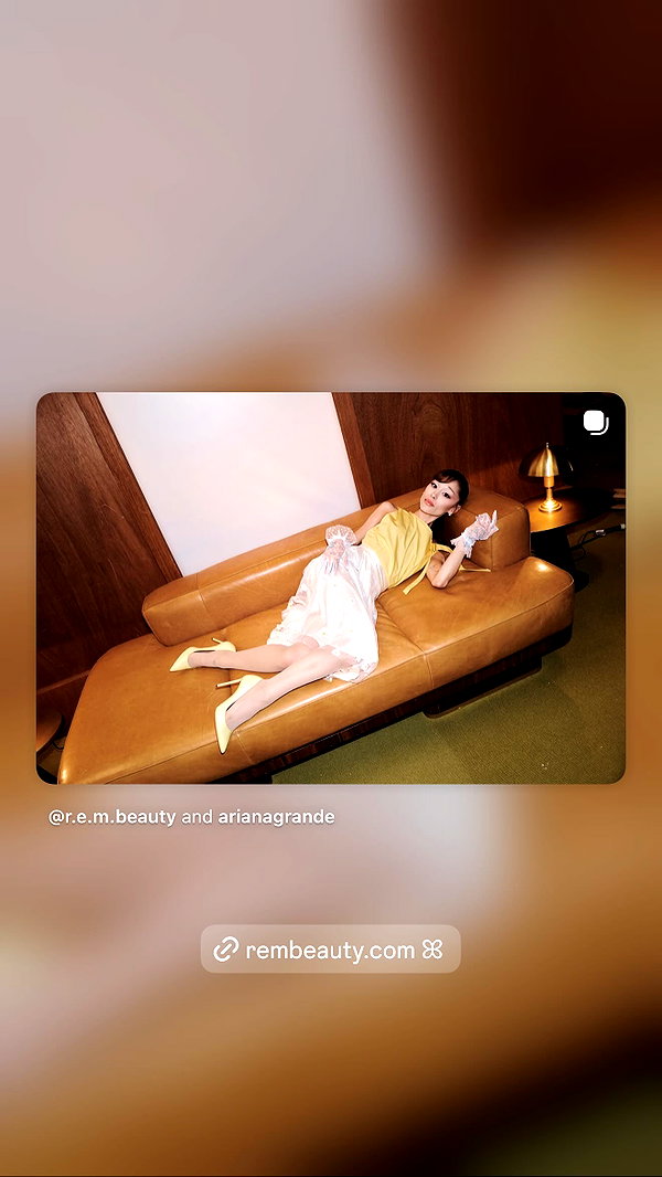 arianagrande instagram image archive image