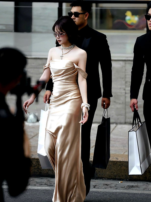 lyhythuedoxinh instagram image archive image