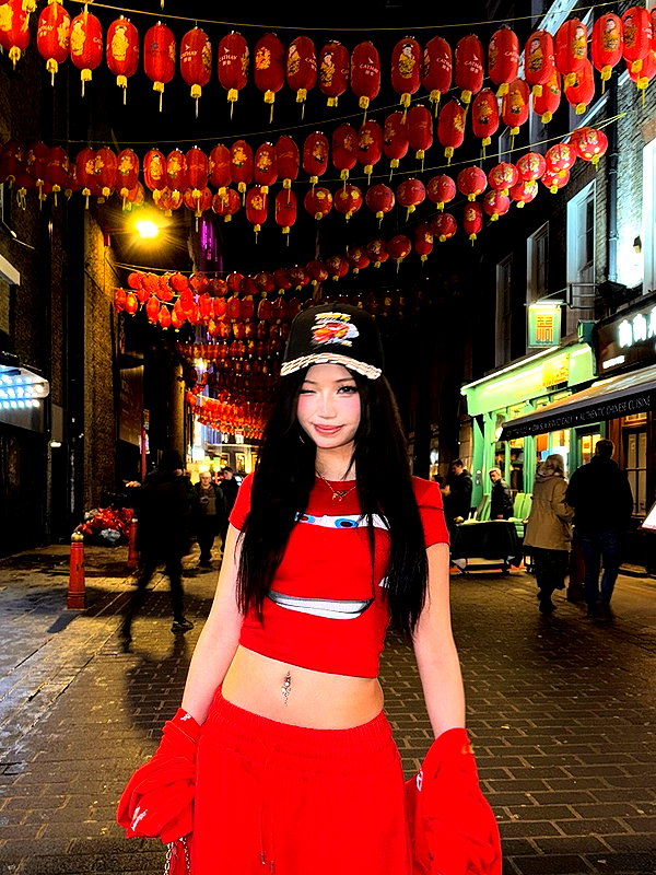 joycee.e instagram image archive image